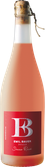 Die Flasche zeigt ein modernes Etikett in rot mit einem großen silbernen Buchstaben „B“ als zentrales Gestaltungselement. Darunter stehen der Schriftzug „Secco Rosé“ sowie „Emil Bauer Pfalz“, während die mattierte Flasche mit Naturkorken und Kordelverschluss das hochwertige Erscheinungsbild unterstreicht.