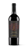 Eine elegante Flasche Rotwein mit schwarzem Etikett und goldener Schrift, die den Namen 'Vesevo' trägt.
