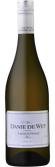 Eine elegante Flasche Danie de Wet Chardonnay mit einem schlichten, aber ansprechenden Etikett, das südafrikanische Herkunft betont.