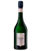 Eine Flasche Geldermann Grand Rosé, die mit einem feinen Korken verschlossen ist, strahlt Eleganz und Raffinesse aus.