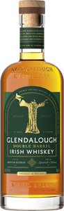Die Flasche zeigt das Logo der Glendalough Distillery, umgeben von einer grünen Etikette mit goldenen Schriftzügen.