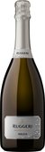 Die Flasche Prosecco 'Ruggeri Argeo' hebt sich durch ihr ansprechendes Design und die glänzende Oberfläche hervor.