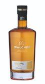 Die Flasche Walcher Grappa D'Oro strahlt in einem warmen Goldton und hebt sich durch ihr modernes Design hervor.