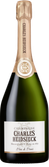 Eine elegante Flasche Charles Heidsieck Champagner mit goldener Kapsel und stilvollem Etikett, das die Marke präsentiert.