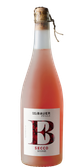 Ein ansprechendes Design einer Secco-Flasche, die in sanften Rosatönen schimmert und mit einem Korken verschlossen ist.