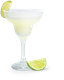 Ein erfrischender Margarita-Cocktail in einem eleganten Glas, garniert mit einer Limettenscheibe und Salzrand.