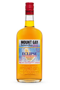 Die Flasche zeigt das Etikett mit der Aufschrift 'Eclipse Navy Strength' und einer Karte, die die Karibik darstellt.