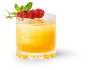 Ein elegantes Glas mit einem erfrischenden, gelben Cocktail, garniert mit frischen Himbeeren und Minzblättern.