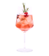 Rosafarbener, perlender Drink mit Eiswürfeln, Schaumkrone, Himbeere und Rosmarinzweigen als Garnitur in einem hohen Stielglas vor weißem Hintergrund.