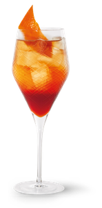 Ein stilvoller Cocktail in einem hohen Glas, das mit Eis gefüllt ist und eine leuchtend orangefarbene Garnitur hat.