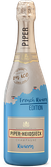 Eine elegante Flasche Piper-Heidsieck Champagner mit blauer Etikettierung, die die französische Riviera repräsentiert.