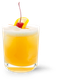 Ein Cocktail mit einer schaumigen Oberseite, serviert in einem Glas, verziert mit einer Kirsche und einer gelben Zitronenscheibe.