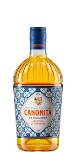 Eine Flasche Canonita Aperitivo de Naranjas mit einem auffälligen blauen und weißen Design, gefüllt mit orangefarbenem Likör.