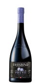 Eine elegante Flasche mit lila Kappe, die die Spirituose 'Vieille Prune' von Fassbind zeigt, seit 1846 hergestellt.