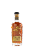 Ein hochwertiger Matusalem Rum, der in einer klaren Flasche mit einem goldenen Etikett und einem schwarzen Korken präsentiert wird.