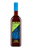 Ein stilvolles Flaschendesign mit einem blauen Verschluss und einem kreativen Etikett, das die Zutaten des Aperitifs hervorhebt.