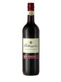 Eine Flasche Rotwein mit rotem Schraubverschluss und einem Etikett, das die Marke Rotkäppchen und die Sorte Dornfelder zeigt.